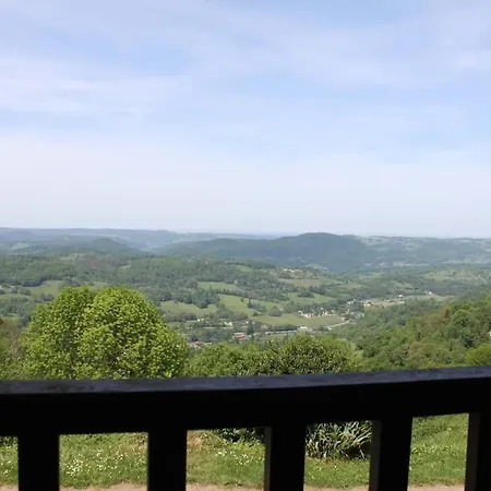 Dans Un Hameau De Charme