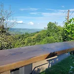 Dans Un Hameau De Charme Hébergement de vacances Castelnau-Durban