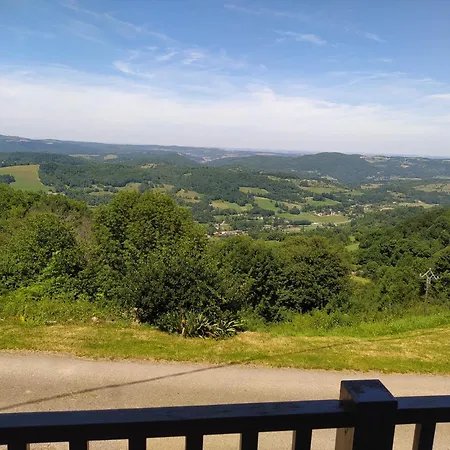 בית נופש Dans Un Hameau De Charme *