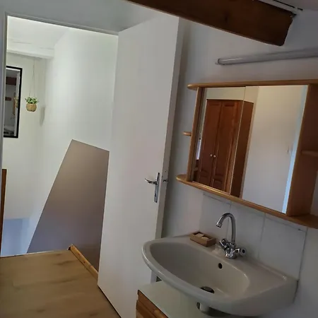 Dans Un Hameau De Charme בית נופש *