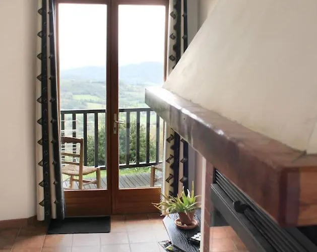 Dans Un Hameau De Charme * Castelnau-Durban